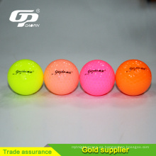 Torno de golf de alta calidad del fabricante Surlyn pelota de golf de uretano bola de golf 2 práctica pelota de golf